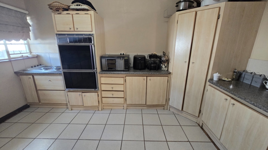 4 Bedroom Property for Sale in Dan Pienaar Free State